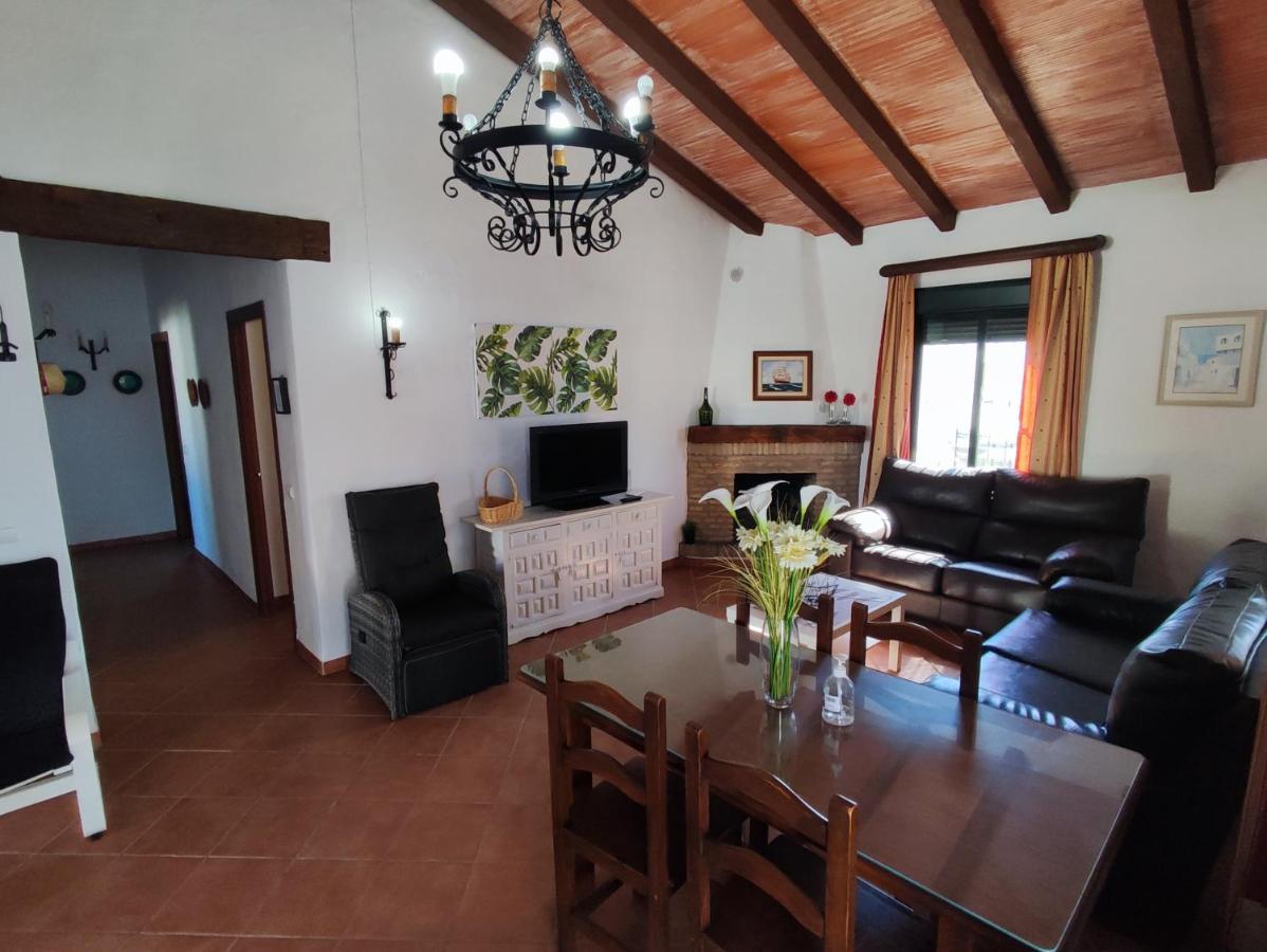 El Cortijo De Pepa Villa โกนิล เด ลาฟรอนเตรา ภายนอก รูปภาพ